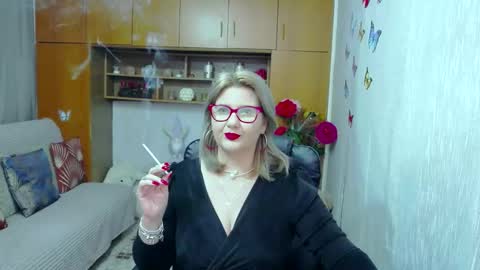 Snapshot of lucillefenlys chatting on October 20, 2025, 9:15 pm Lucille Fenly online show from October 20, 2025, 9:15 pm
