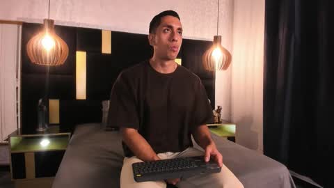 Lucio online show from May 2, 2026, 11:48 am