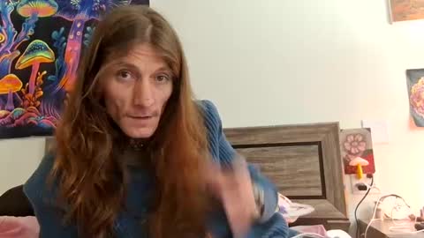 luciousloxs online show from March 2, 2025, 9:22 pm