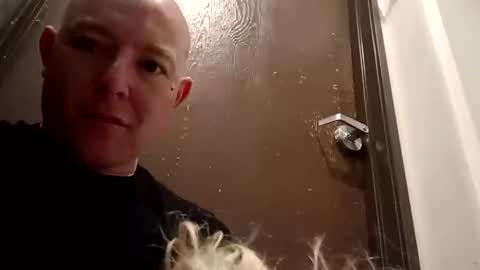 luckilyfound33 online show from February 19, 2026, 4:19 am