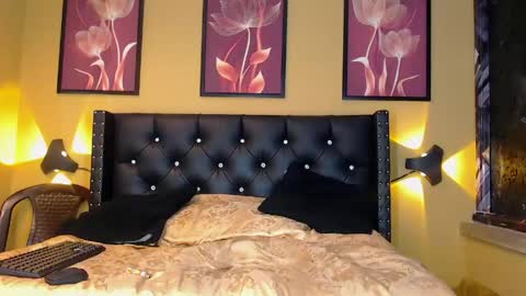 luckk_ online show from April 25, 2026, 4:59 am
