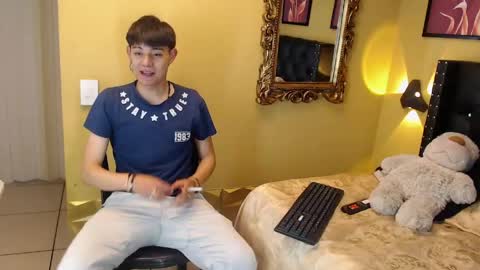 luckk_ online show from April 28, 2026, 4:50 am