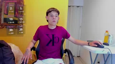 Snapshot of luckk_ chatting on June 9, 2026, 4:24 am luckk_ online show from June 9, 2026, 4:24 am