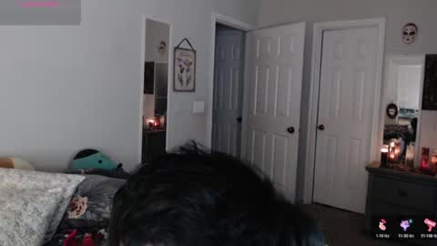 lucklucybbw online show from June 23, 2026, 5:27 am