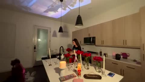 lucky_g3ld online show from May 13, 2026, 4:21 am