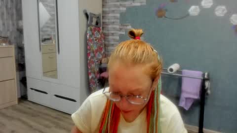 Snapshot of lucky_licky20 chatting on October 24, 2025, 1:35 am lucky_licky20 online show from October 24, 2025, 1:35 am