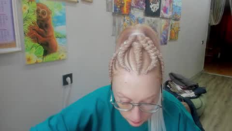 lucky_licky20 online show from February 5, 2026, 3:44 am