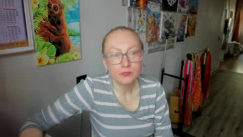 Snapshot of lucky_licky20 chatting on April 10, 2026, 1:55 am lucky_licky20 online show from April 10, 2026, 1:55 am