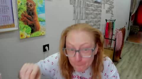 Snapshot of lucky_licky20 chatting on April 13, 2026, 12:49 am lucky_licky20 online show from April 13, 2026, 12:49 am