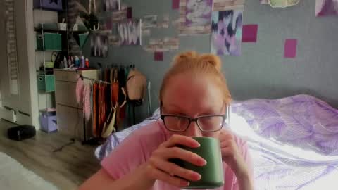 Snapshot of lucky_licky20 chatting on May 15, 2026, 2:18 am lucky_licky20 online show from May 15, 2026, 2:18 am