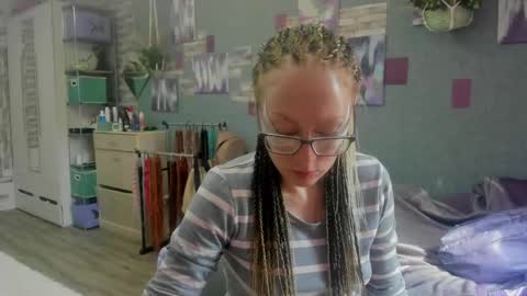 Snapshot of lucky_licky20 chatting on May 28, 2026, 2:42 am lucky_licky20 online show from May 28, 2026, 2:42 am