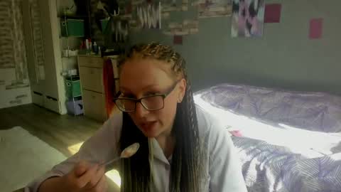 Snapshot of lucky_licky20 chatting on June 1, 2026, 1:29 am lucky_licky20 online show from June 1, 2026, 1:29 am