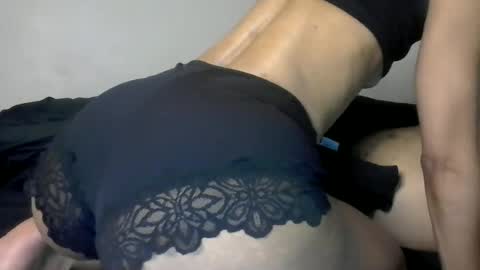 Snapshot of lucky_london chatting on June 23, 2026, 6:33 am Lucky London online show from June 23, 2026, 6:33 am