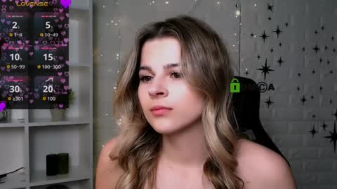 Snapshot of luckybabymeow chatting on April 5, 2026, 8:17 pm Mila Sweetheart online show from April 5, 2026, 8:17 pm