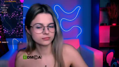 Snapshot of luckybabymeow chatting on April 13, 2026, 8:14 pm Mila Sweetheart online show from April 13, 2026, 8:14 pm