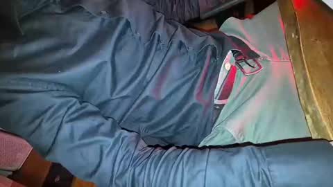 luckybong online show from January 13, 2025, 5:02 pm