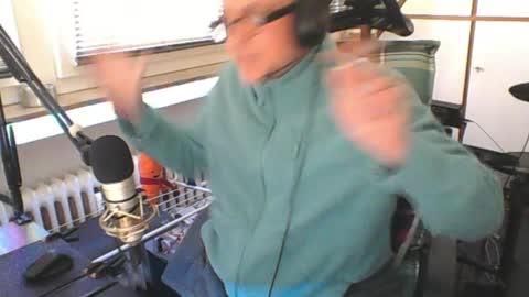 Snapshot of luckyfreak1 chatting on April 3, 2026, 10:57 am call me Stefan online show from April 3, 2026, 10:57 am