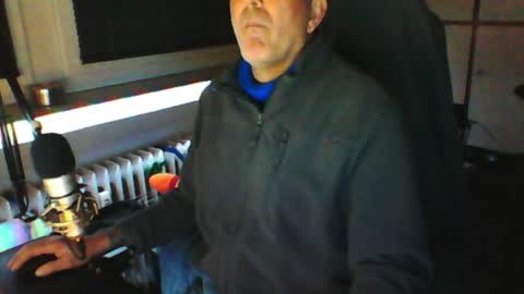 Snapshot of luckyfreak1 chatting on April 5, 2026, 6:16 pm call me Stefan online show from April 5, 2026, 6:16 pm