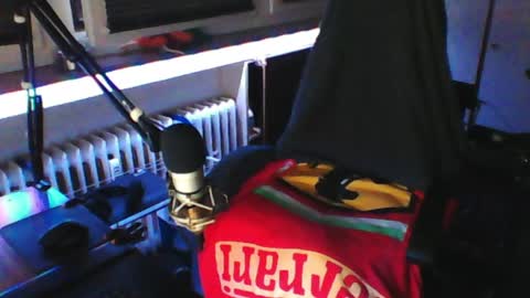 Snapshot of luckyfreak1 chatting on April 17, 2026, 6:44 pm call me Stefan online show from April 17, 2026, 6:44 pm