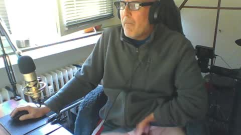 Snapshot of luckyfreak1 chatting on April 19, 2026, 8:02 am call me Stefan online show from April 19, 2026, 8:02 am