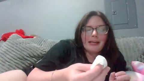 luckygirl96 online show from November 4, 2025, 2:10 am