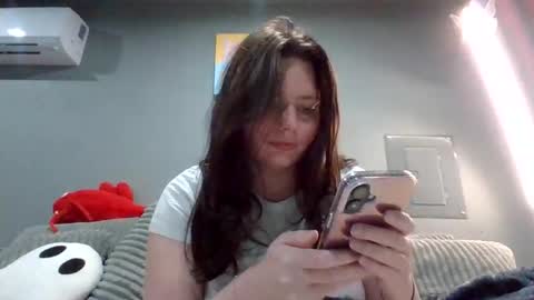 luckygirl96 online show from November 8, 2025, 2:56 am