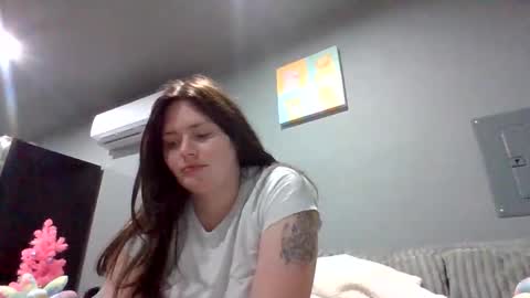 luckygirl96 online show from November 16, 2025, 3:56 am