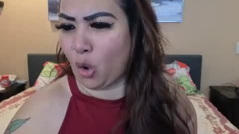 luckylee1992 online show from November 8, 2025, 6:24 am