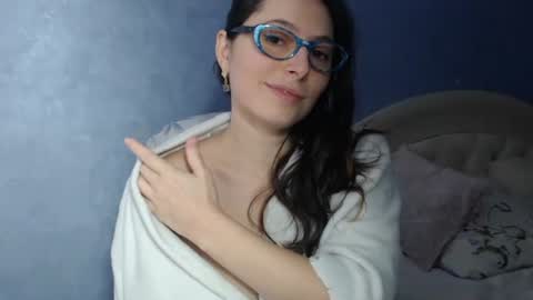 luckylinda23 online show from December 28, 2024, 12:03 pm