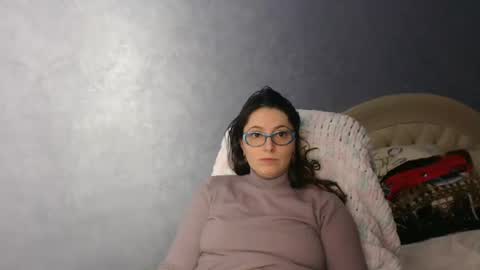 luckylinda23 online show from January 6, 2025, 7:02 pm