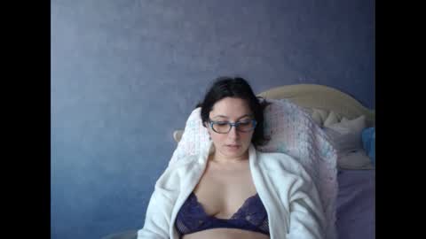 luckylinda23 online show from January 15, 2025, 11:43 am