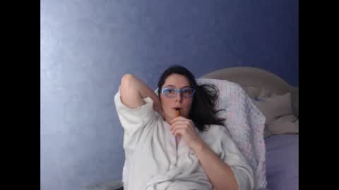 luckylinda23 online show from January 15, 2025, 6:51 pm