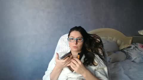 luckylinda23 online show from January 16, 2025, 12:20 pm