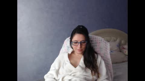 luckylinda23 online show from January 18, 2025, 12:04 pm
