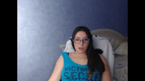 luckylinda23 online show from January 29, 2025, 6:07 pm