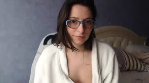 luckylinda23 online show from March 10, 2025, 10:59 am