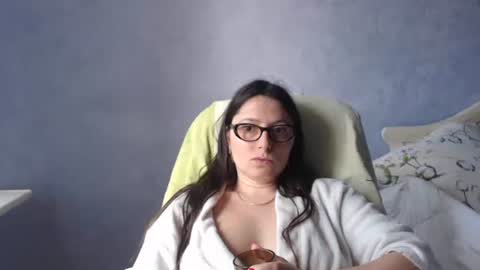 luckylinda23 online show from June 11, 2026, 10:24 am
