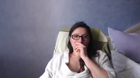 luckylinda23 online show from June 16, 2026, 8:50 am