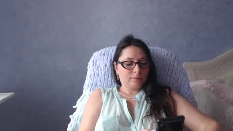 luckylinda23 online show from June 24, 2026, 9:08 am