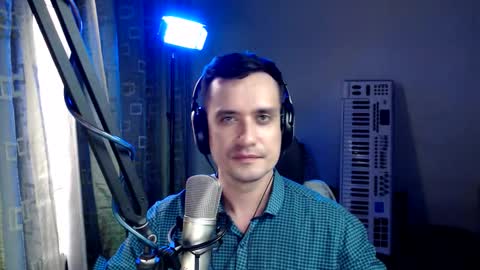 Snapshot of luckyman10000000 chatting on October 29, 2025, 10:28 am luckyman10000000 online show from October 29, 2025, 10:28 am