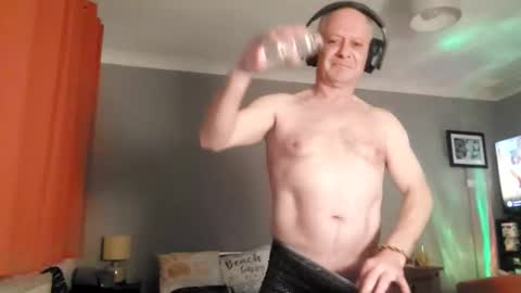 luckypuppy222 online show from March 28, 2026, 12:54 am