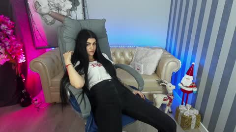 Monika online show from January 6, 2025, 4:23 pm