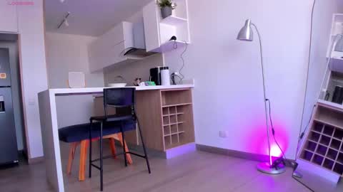 Hello my name is Lucy nice to meet you  thumb up is important for me kisses     online show from March 2, 2026, 2:02 pm