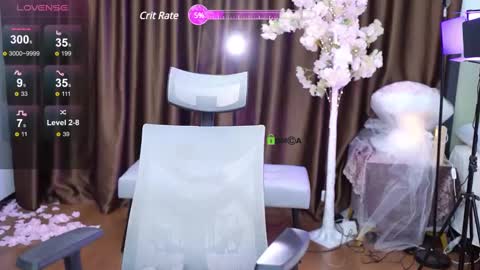 Lucy online show from January 28, 2025, 1:39 am