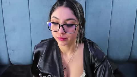 lucy_anal_ online show from February 17, 2026, 11:44 pm
