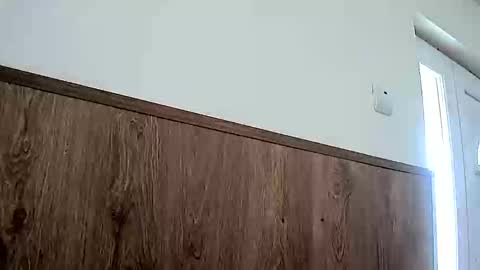 Lucy online show from February 19, 2025, 8:33 am