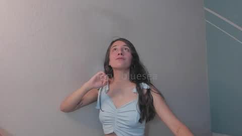 Lucy Herrera online show from April 26, 2026, 11:13 pm