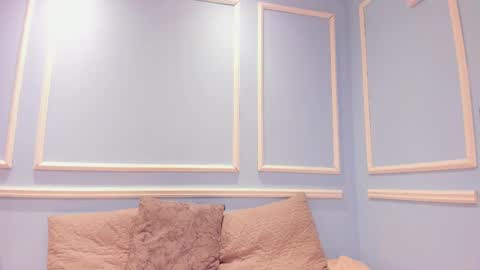 lucy_canel online show from November 8, 2025, 1:39 am