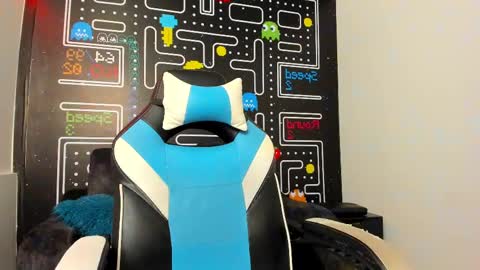 lucy_harris_ online show from March 2, 2025, 2:51 am