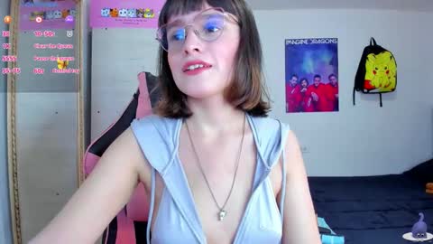 Snapshot of lucy_hess_ chatting on September 26, 2025, 7:07 pm Lucy online show from September 26, 2025, 7:07 pm